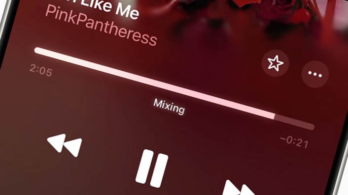 AutoMix interface in iOS 26